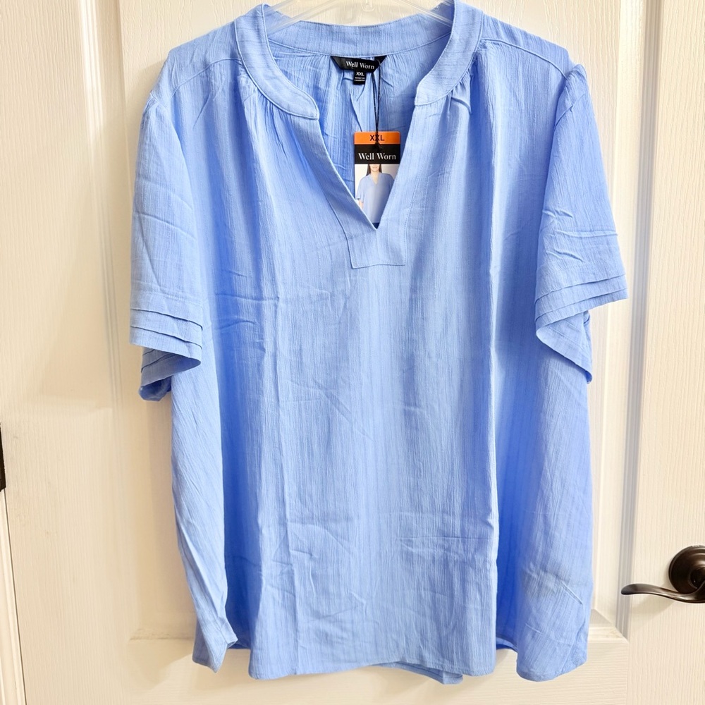 Well Worn Women’s Casual Light Blue Top